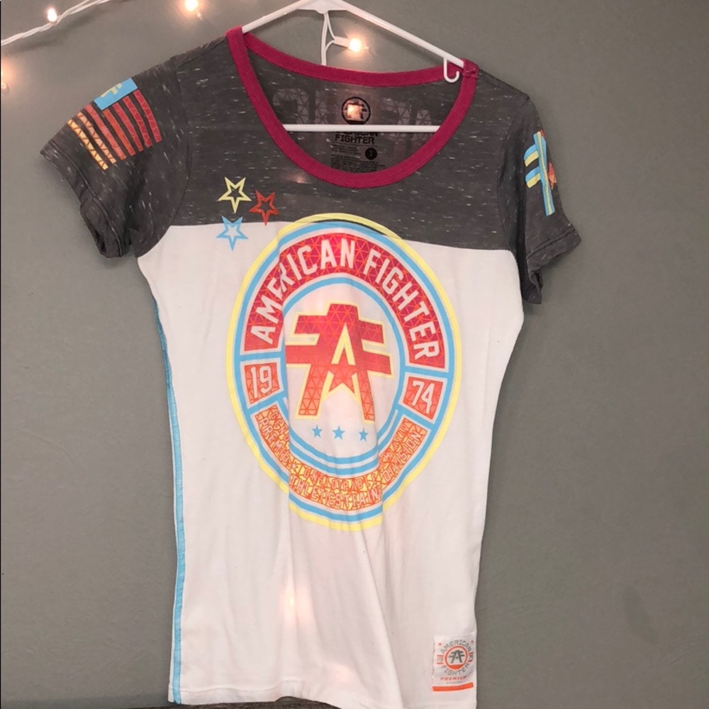 American fighter shirt, size small